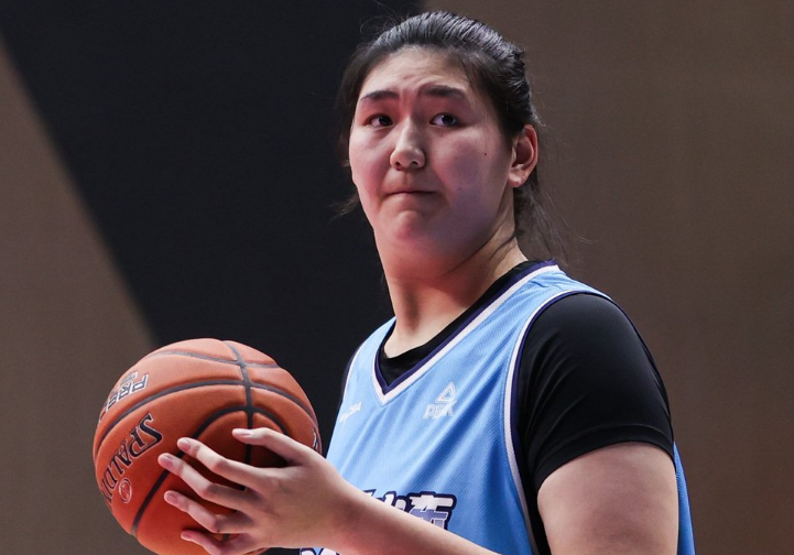 华体会体育-最佳一战！张子宇9分钟6中6高效15+5 率山东女篮双杀湖北